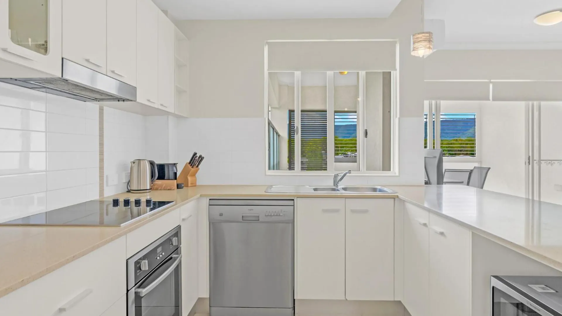 Trinity Beach Retreat With Pool And Scenic Views 0*, トリニティービーチ